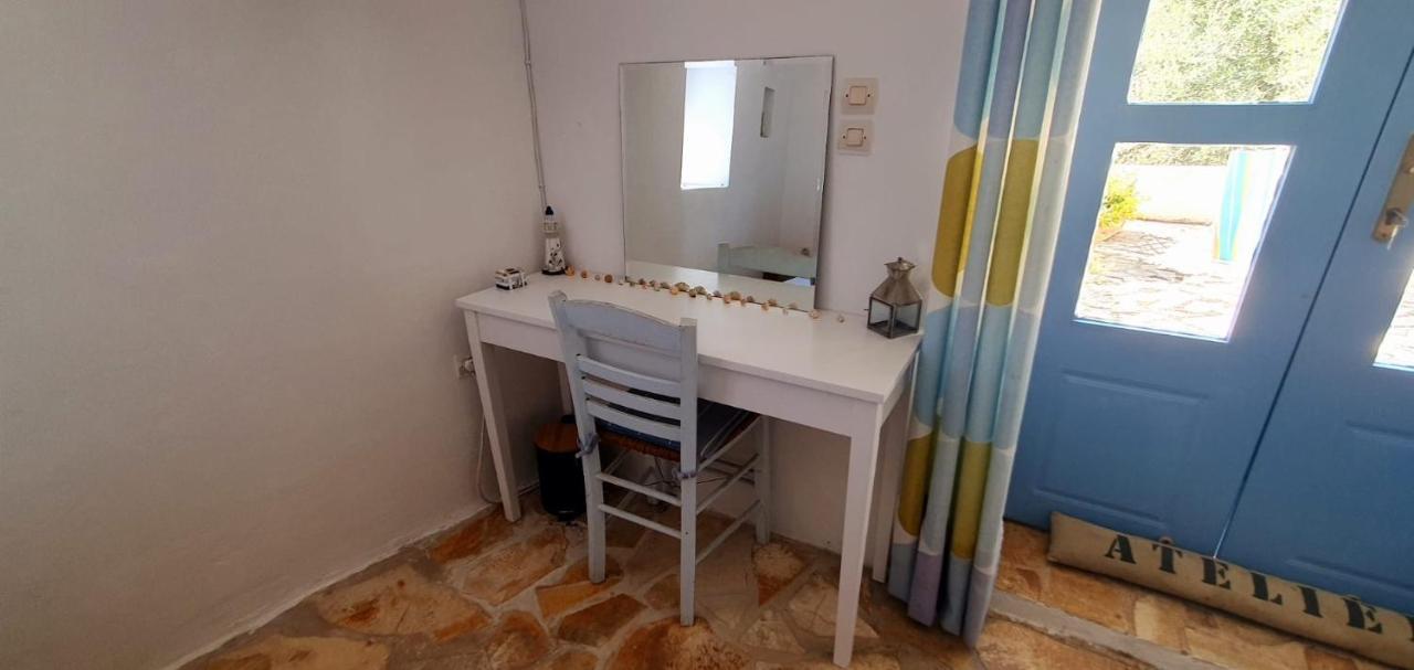 Maison Charme Avec Piscine Privee, Pres De La Mer A Sappounakeika, Tyros Sapounakeika Exterior foto