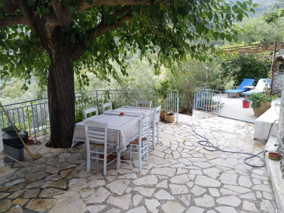 Maison Charme Avec Piscine Privee, Pres De La Mer A Sappounakeika, Tyros Sapounakeika Exterior foto